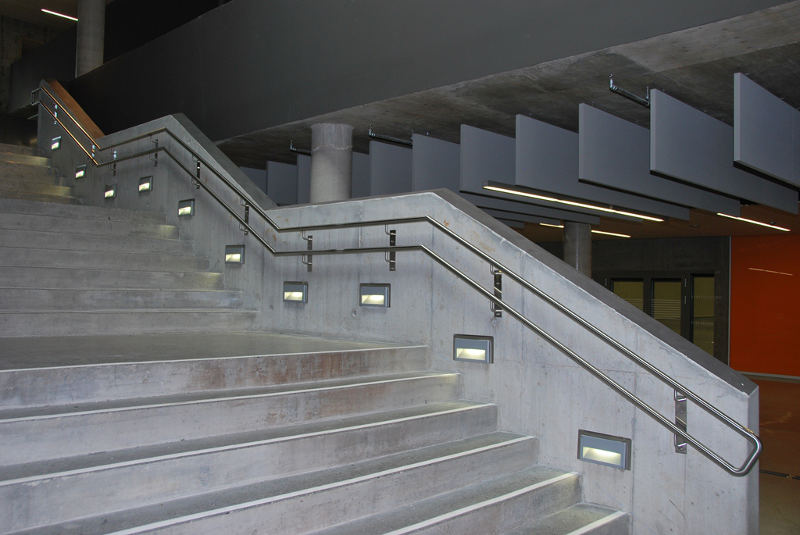 Forum handrails 1 800x500